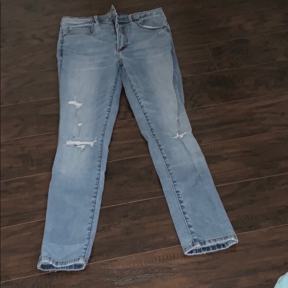 Ripped Jeans - Picture 1 of 1